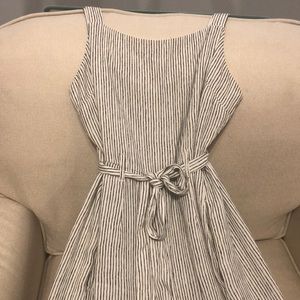 Sleeveless capri romper